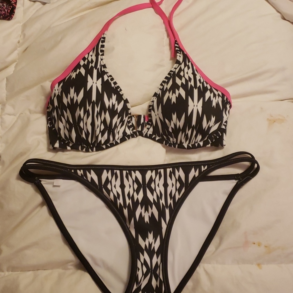 Victoria Secret 34dd/large 2pc bikini